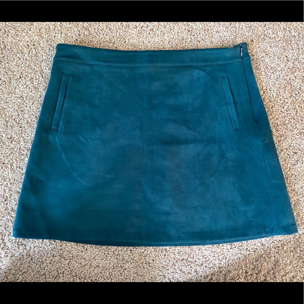 Suede skater skirt NWT
